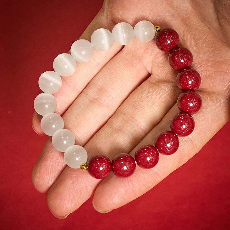 Buddha Stones Bransoletka uspokajająca z białego kociego oka w kolorze cynobru - Cynober 10 mm (obwód nadgarstka: 16–17 cm) - image 0