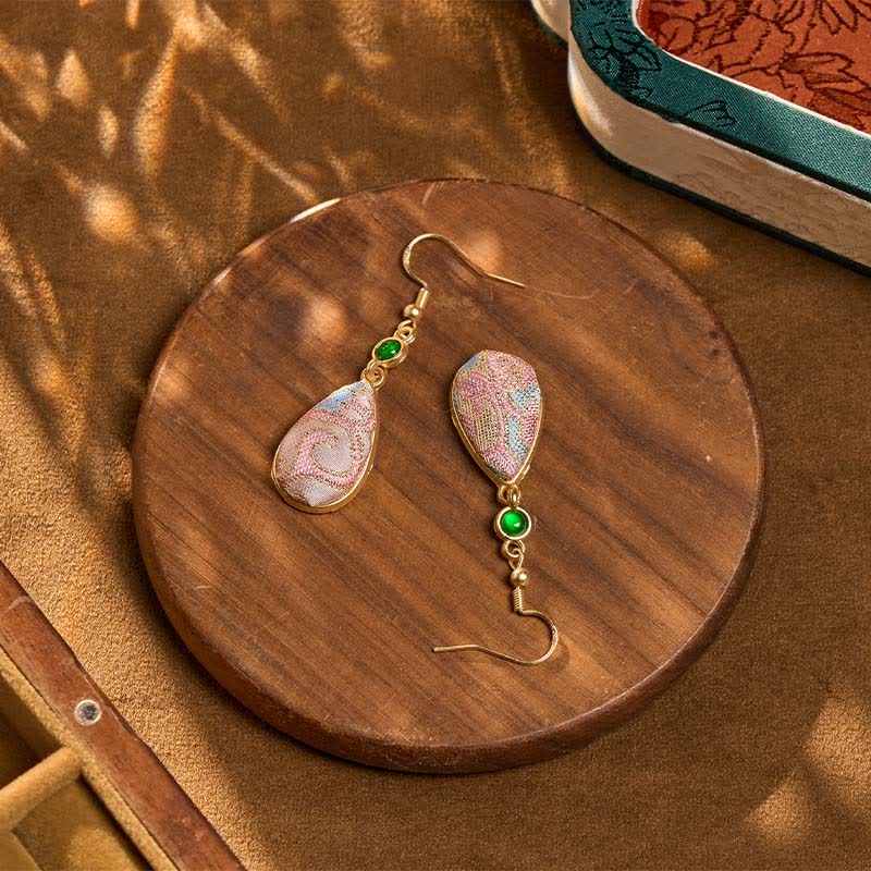 Buddha Stones Ręcznie robione kolczyki z jedwabiu w kolorowe wzory z harmonijną łezką - image 3