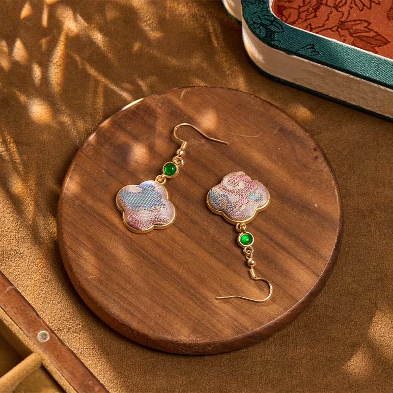 Buddha Stones Ręcznie robione kolczyki z jedwabiu w kształcie łezki z kolorowymi wzorami w kształcie kwiatów - image 3