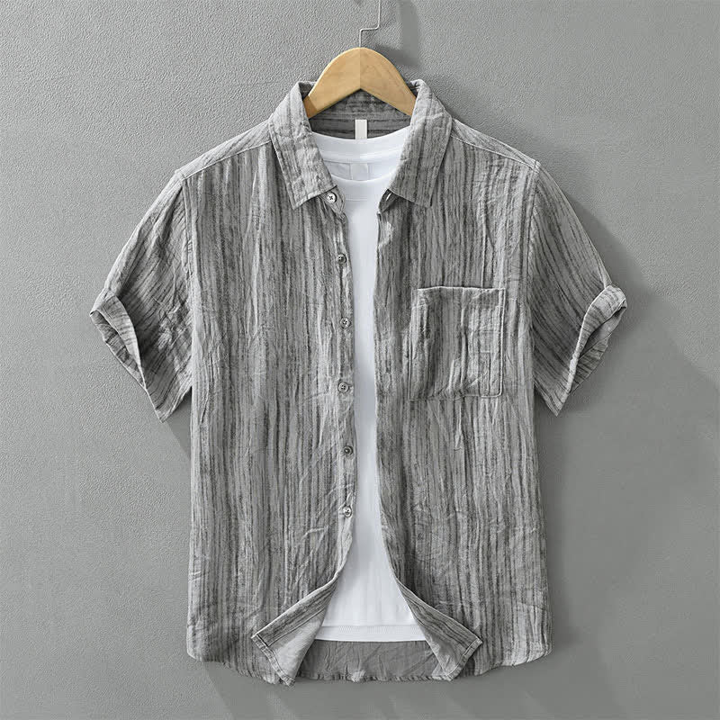 Buddha Stones Letnia, swobodna, minimalistyczna, męska koszula w paski z krótkim rękawem i ozdobną kieszenią, zapinana na guziki - Srebrny - US/UK/AU42， EU52 (3XL) - image 0