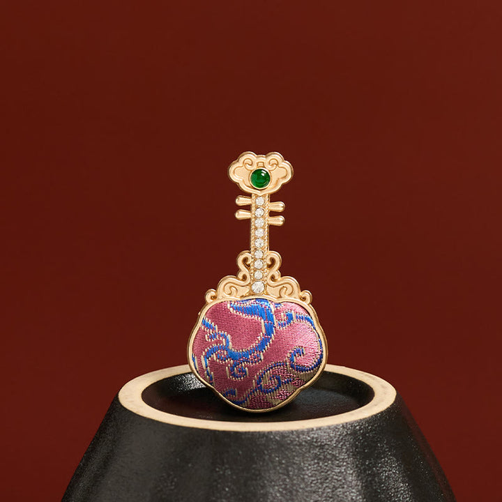 Buddha Stones Broszka energetyczna w kształcie pipy wykonana ręcznie z broszki Song Brocade w kolorze fioletowym - Purpurowa Pipa - Piosenka Brocade (Prosperity♥Harmony) - image 0