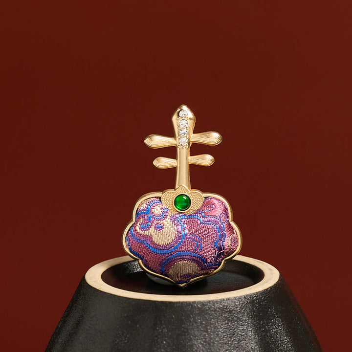Buddha Stones Broszka energetyczna w kształcie pipy wykonana ręcznie z broszki Song Brocade w kolorze fioletowym - Duża fioletowa pipa - Piosenka Brocade (Prosperity♥Harmony) - image 1
