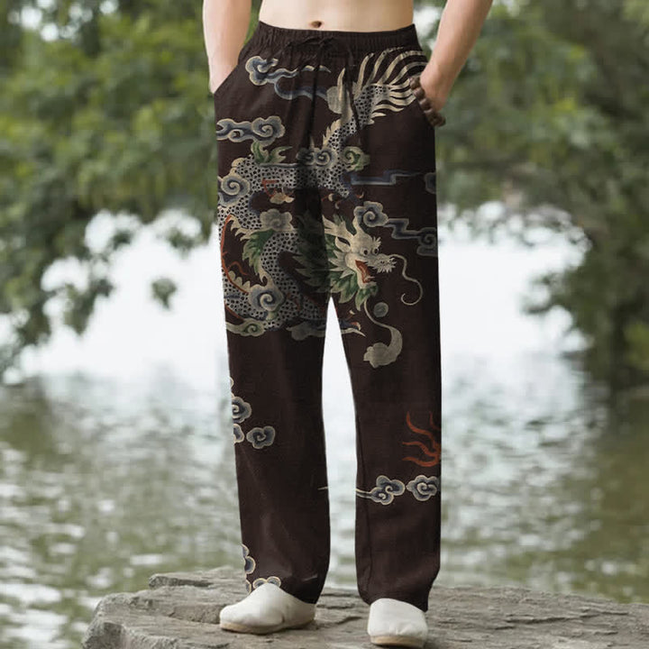 Buddha Stones Spodnie męskie zwężane z kieszeniami i wzorem w chmurki z bawełny Dragon - SaddleBrown - US/UK/AU50, EU60 (5XL) - image 0
