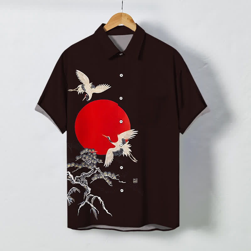 Buddha Stones Koszula męska z krótkim rękawem Red Sun Crane Pine Pattern, odporna na zagniecenia, z guzikami - SaddleBrown - US/UK/AU48， EU58 (4XL) - image 10