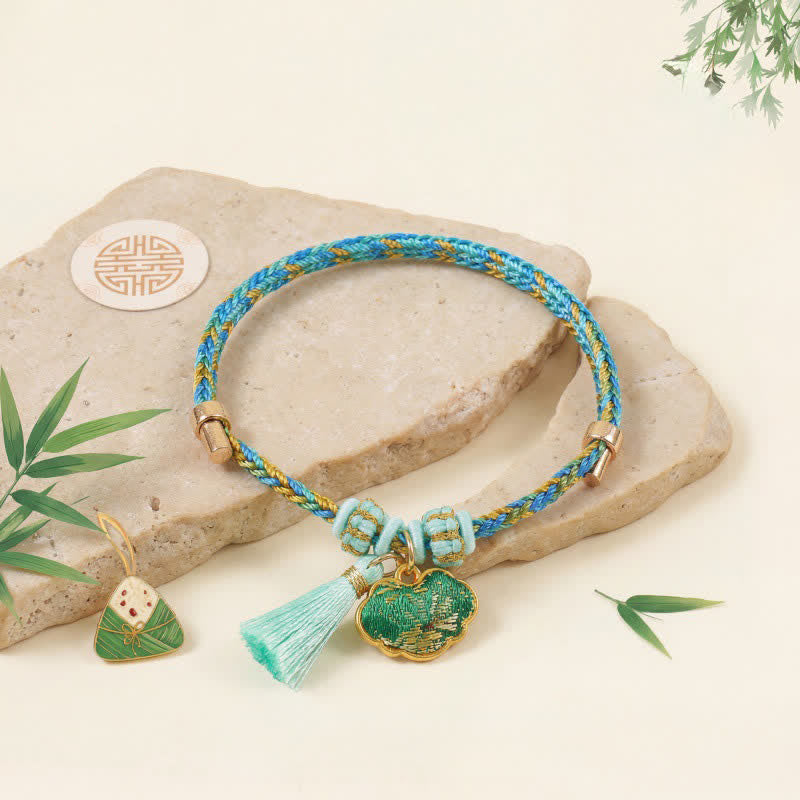 Buddha Stones Ręcznie tkana pięciokolorowa bransoletka z zielonego brokatu z motywem szczęścia i sakiewki z jabłkiem i tykwą w kształcie chińskiego zamka - Chiński brelok do kluczy (ten sam odcień koloru – wzór może się różnić) - image 7