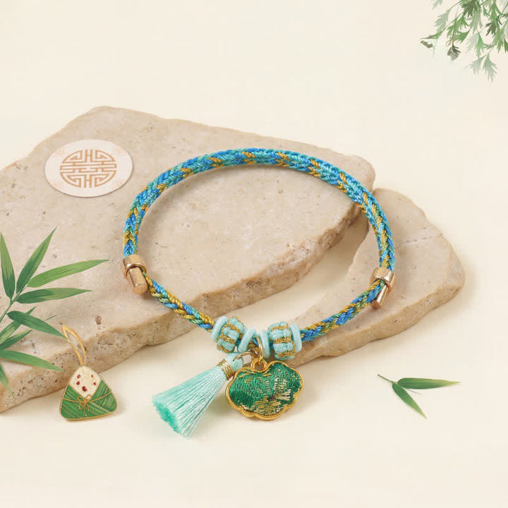 Buddha Stones Ręcznie tkana pięciokolorowa bransoletka z zielonego brokatu z motywem szczęścia i sakiewki z jabłkiem i tykwą w kształcie chińskiego zamka - Chiński brelok do kluczy (ten sam odcień koloru – wzór może się różnić) - image 7
