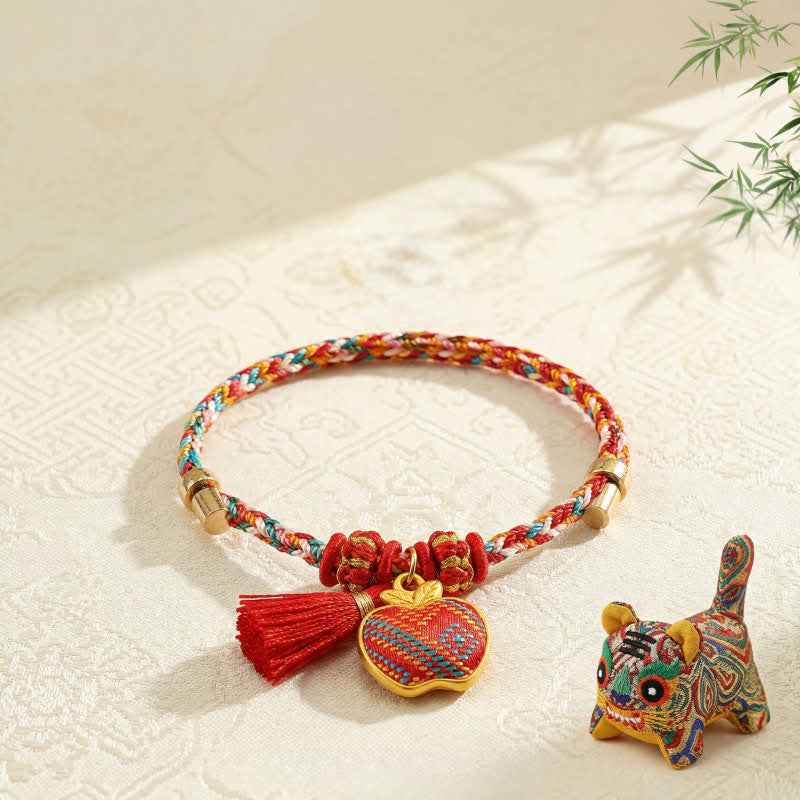 Buddha Stones Ręcznie robiona pięciokolorowa bransoletka z brokatem i chińskim zamkiem, z zawieszką w kształcie woreczka pieniędzy w kształcie jabłka i tykwy, pleciona bransoletka Zongzi - Jabłko (ten sam odcień koloru – wzór może się różnić) - image 23