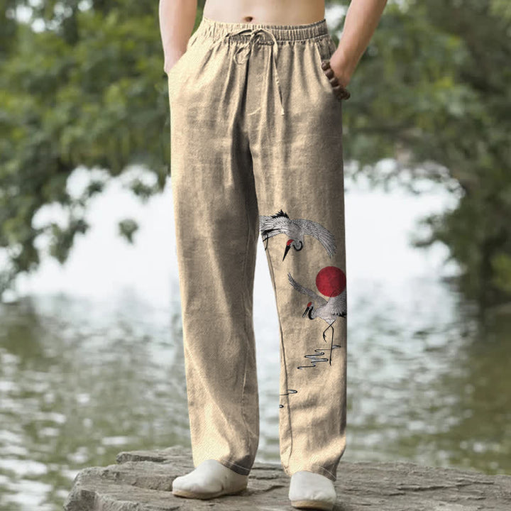 Buddha Stones Spodnie męskie zwężane z bawełny w kolorze czerwonym z wzorem żurawia słonecznego i kieszeniami - Pszenica - US/UK/AU50, EU60 (5XL) - image 4