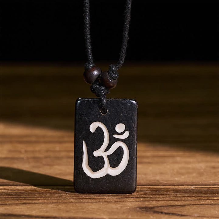 Buddha Stones Naszyjnik z wisiorkiem OM Mindfulness wykonanym ręcznie z koralików kostnych w stylu tybetańskim - OM (Uważność ♥ Połączenie) - image 0