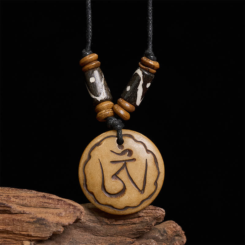Buddha Stones Naszyjnik z koralików OM, ręcznie rzeźbiony, tybetański wisiorek i wyraz współczucia - image 1