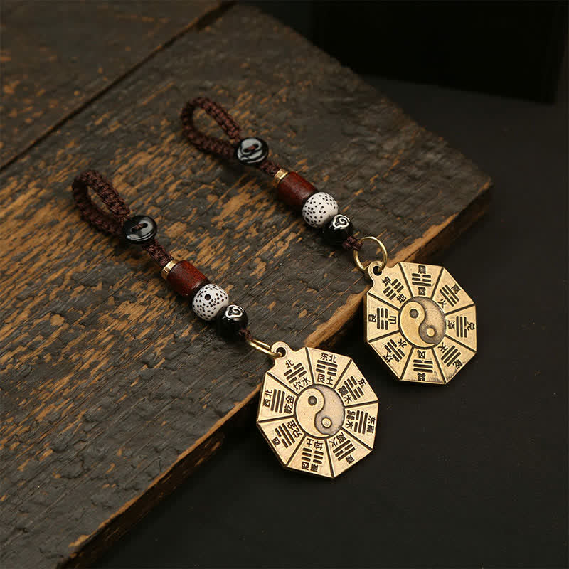 Buddha Stones Zabytkowy mosiężny wisiorek Bagua Pi Xiu z pięcioma monetami cesarza, breloki ochronne Yin Yang - image 0