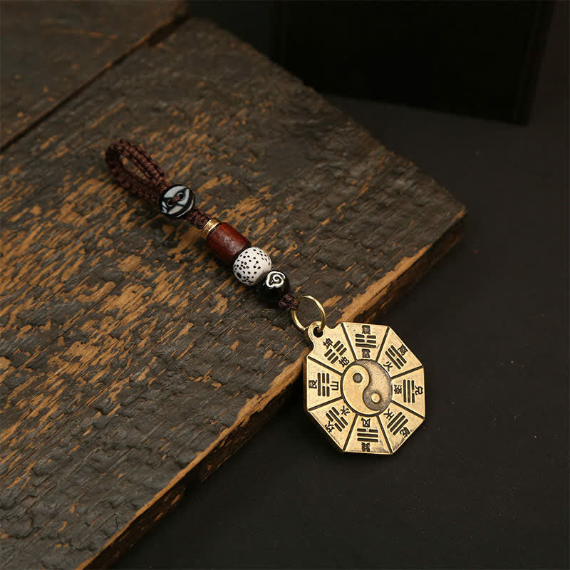 Buddha Stones Zabytkowy mosiężny wisiorek Bagua Pi Xiu z pięcioma monetami cesarza, breloki ochronne Yin Yang - Tabliczka Bagua - image 1