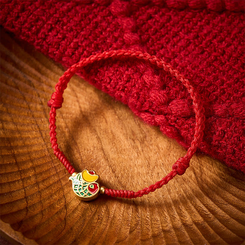 Buddha Stones Ręcznie tkana bransoletka z czerwonej liny z motywem ryby koi - image 3