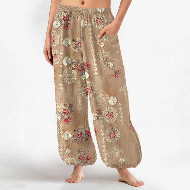 Buddha Stones Bawełniane spodnie damskie typu harem z elastycznym pasem i geometrycznym wzorem w kwiaty w stylu vintage i kieszeniami bocznymi - BurlyWood - US16, UK/AU20, EU48 (3XL) - image 0