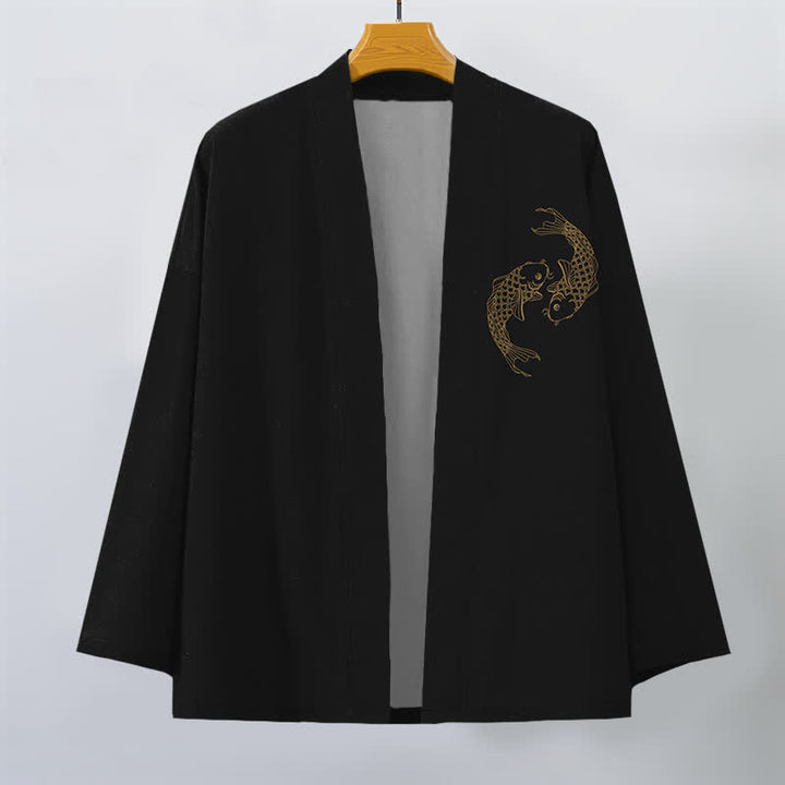 Buddha Stones Męskie kimono bawełniane z odkrytym przodem i wzorem Twin Koi - Czarny - US/UK/AU48， EU58 (4XL) - image 0