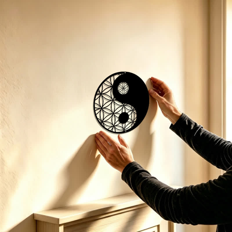 Buddha Stones Minimalistyczna dekoracja ścienna z żelaza i metalu w harmonii Yin Yang - image 1