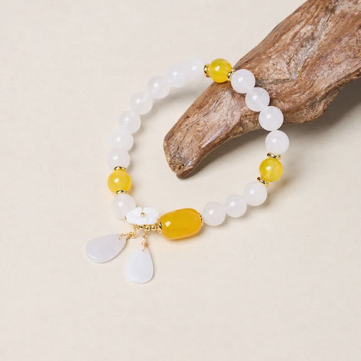 Buddha Stones Elegancka bransoletka z białego chalcedonu i czarnego agatu z kwiatowym wzorem - Agat Żółty (Odwaga ♥ Szczęście) - image 4