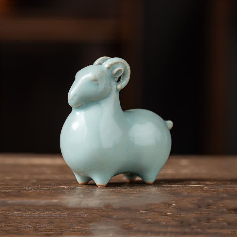 Buddha Stones Ceramiczna koza przynosi dobrobyt, słodka dekoracja zwierzęca - Niebieski – mała owca ok. 8,2 cm * 4,8 cm * 8,3 cm - image 1