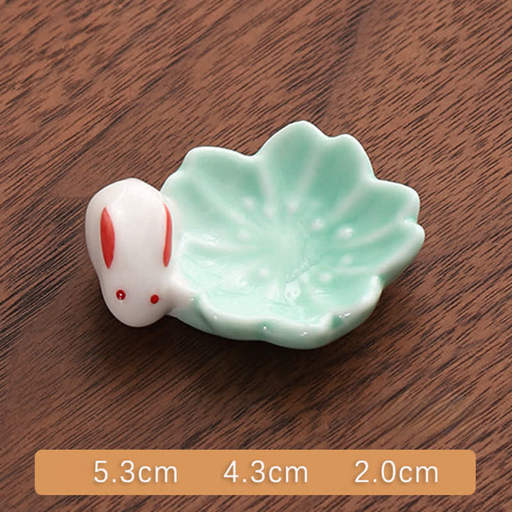 Buddha Stones Mały ceramiczny uchwyt na pałeczki w stylu królika Sakura - Zielony królik Sakura ok. 5,3 × 4,3 × 2,0 cm - Ceramiczny - image 4