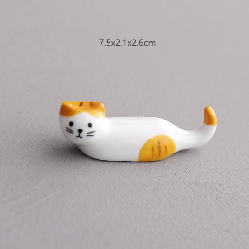 Buddha Stones Ceramiczny stojak na pałeczki z zabawnym wzorem kota - Kot żółtouchy z zakręconym ogonem ok. 7,5 × 2,1 × 2,6 cm - Ceramiczny - image 1