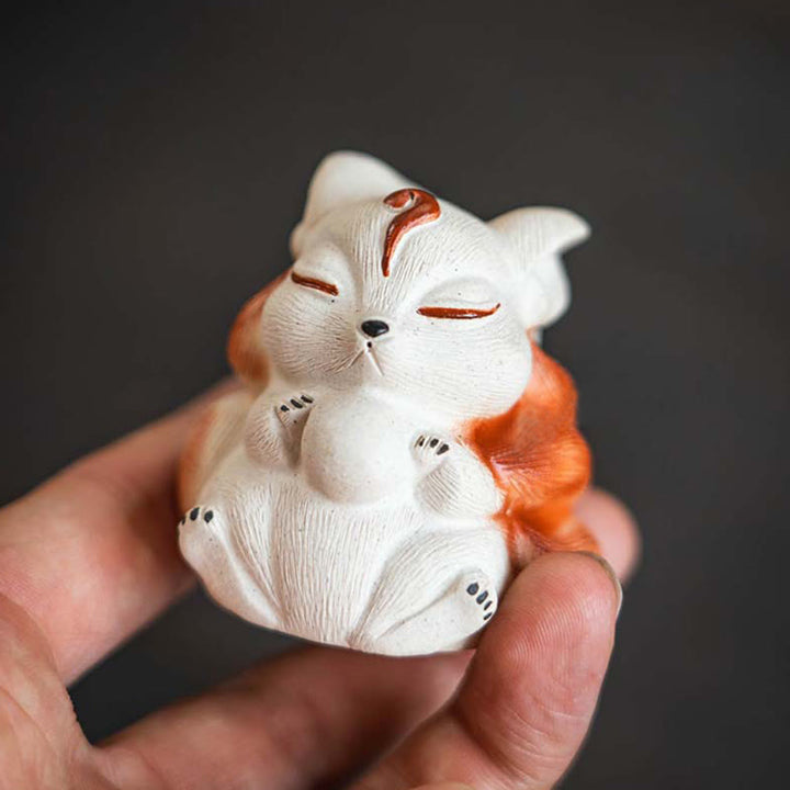 Buddha Stones Miniaturowy Dziewięcioogonowy Lis Fioletowa Glina Dekoracja Biurka Szczęścia