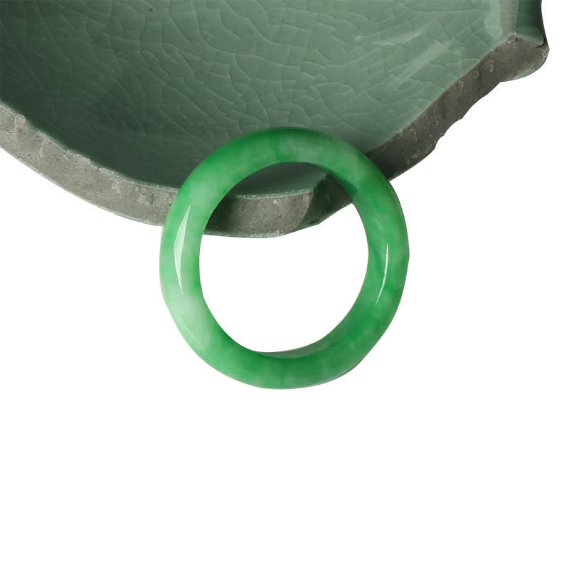 Pierścień szczęścia z jadeitu i Buddha Stones