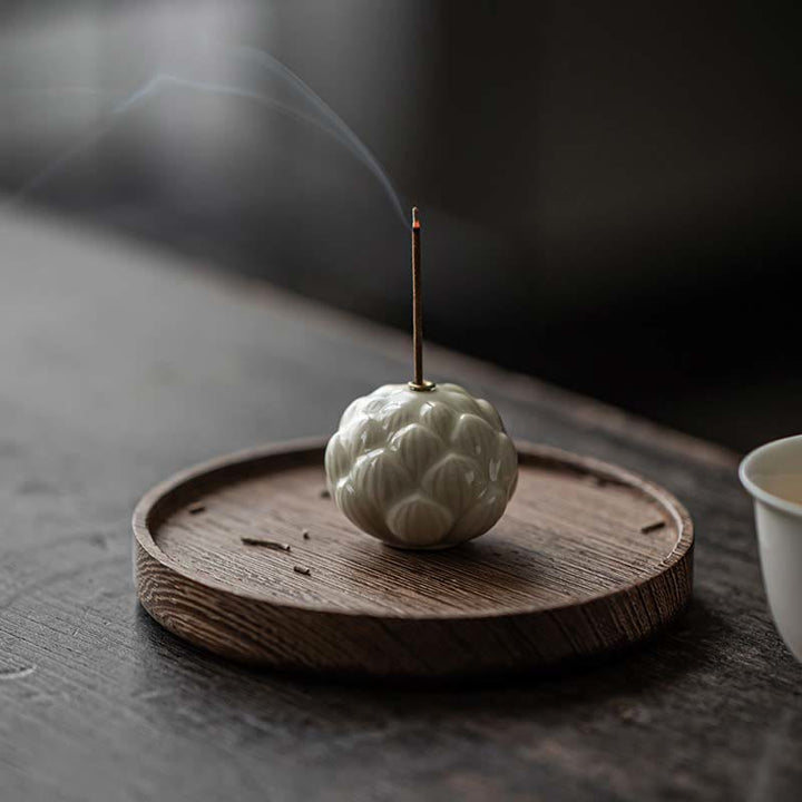 Buddha Stones Miniaturowy Kwiat Lotosu Medytacja Ceramiczny Patyk Mały Kadzielnica Dekoracja