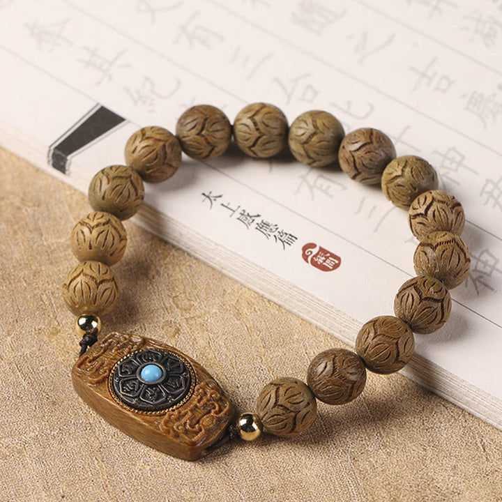 Buddha Stones Zielone Drzewo Sandałowe Hebanowe Drewno Sandałowe Om Mani Padme Hum Uspokajająca Bransoletka
