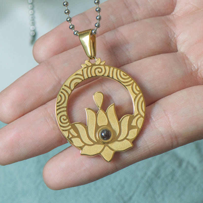 Buddha Stones Lotos Tytanowa Stal Oświecenie Projekcja Shurangama Mantra Naszyjnik Wisiorek