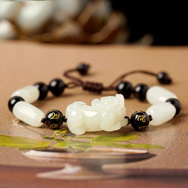 Bransoletka z naturalnego białego jadeitu PiXiu Wealth Stones z Buddha Stones