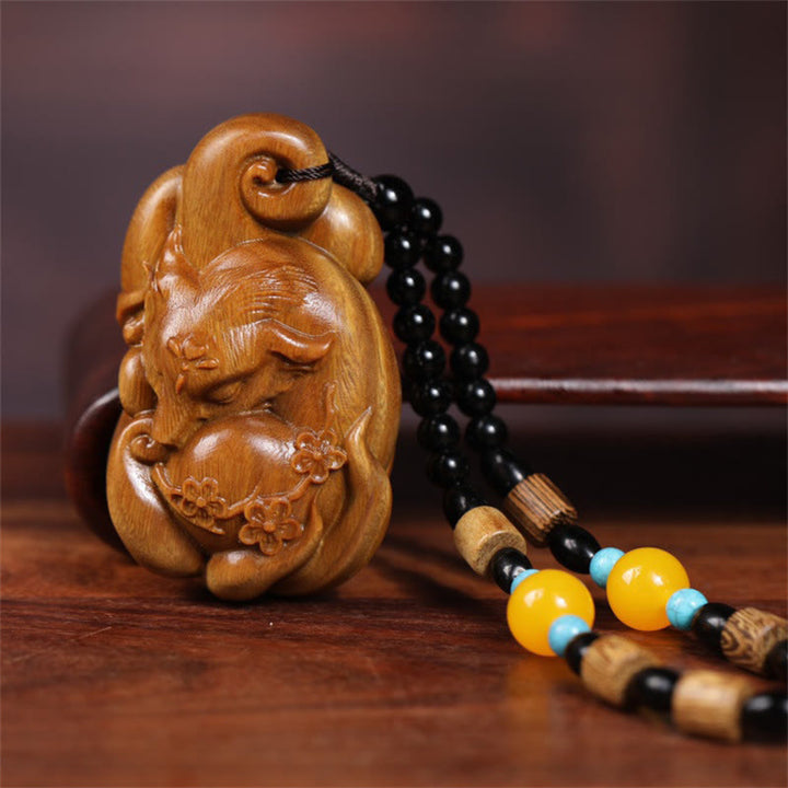 Buddha Stones Mini Dziewięcioogonowy Lis Zielony Sandałowiec Dekoracja Pokoju Dekoracja Wisząca na Samochód