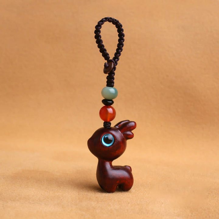 Buddha Stones sandałowe Małe liście Czerwone drzewo sandałowe Drewno hebanowe Zielone drzewo sandałowe Szczęśliwy mini jeleń Rzeźbiony Ochrona Brelok Telefon Wiszący Dekoracja