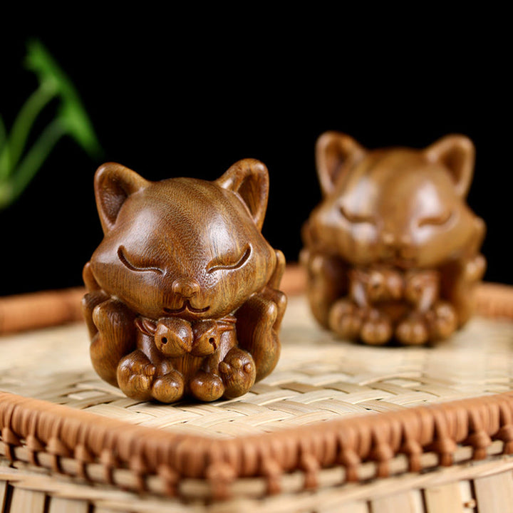 Buddha Stones Mini Dziewięcioogonowy Lis Kość Słoniowa Owoc Sandałowiec Zielony Sandałowiec Błogosławieństwo Dekoracja