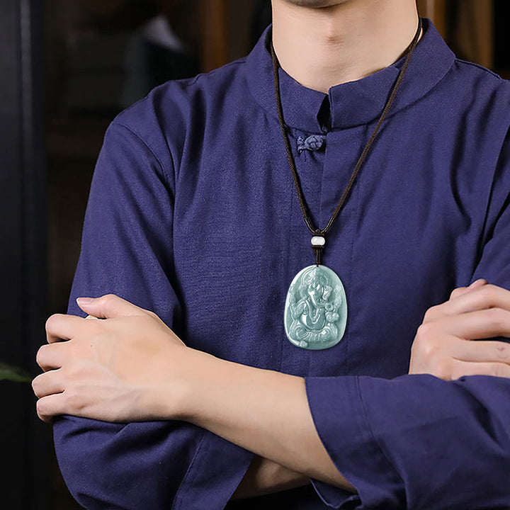 Buddha Stones Naturalny Jadeit Ganesh Ganpati Ochrona Słonia Amulet Naszyjnik Wisiorek