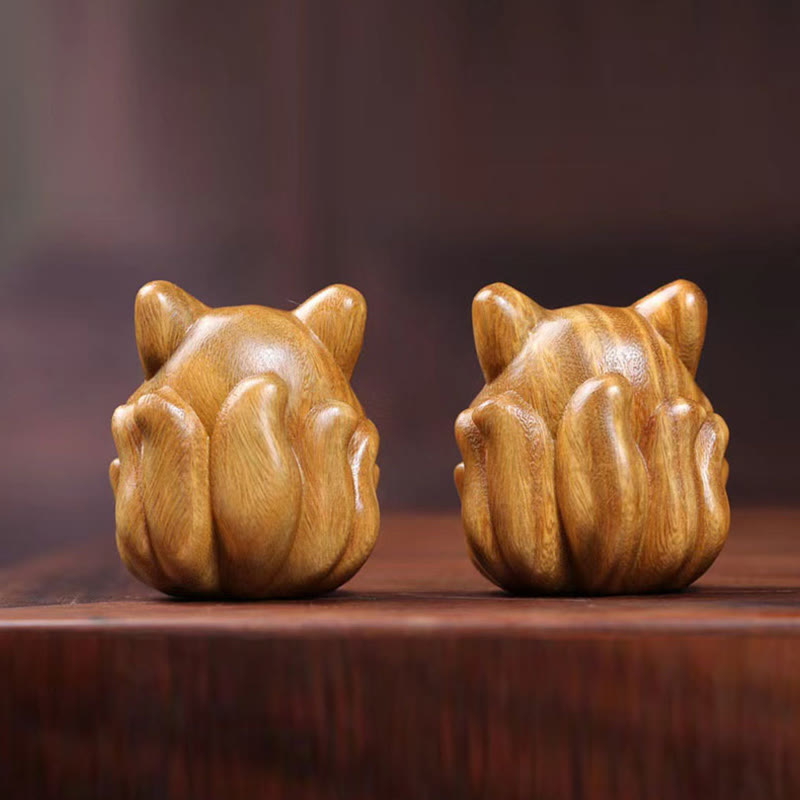 Buddha Stones Mini Dziewięcioogonowy Lis Kość Słoniowa Owoc Sandałowiec Zielony Sandałowiec Błogosławieństwo Dekoracja