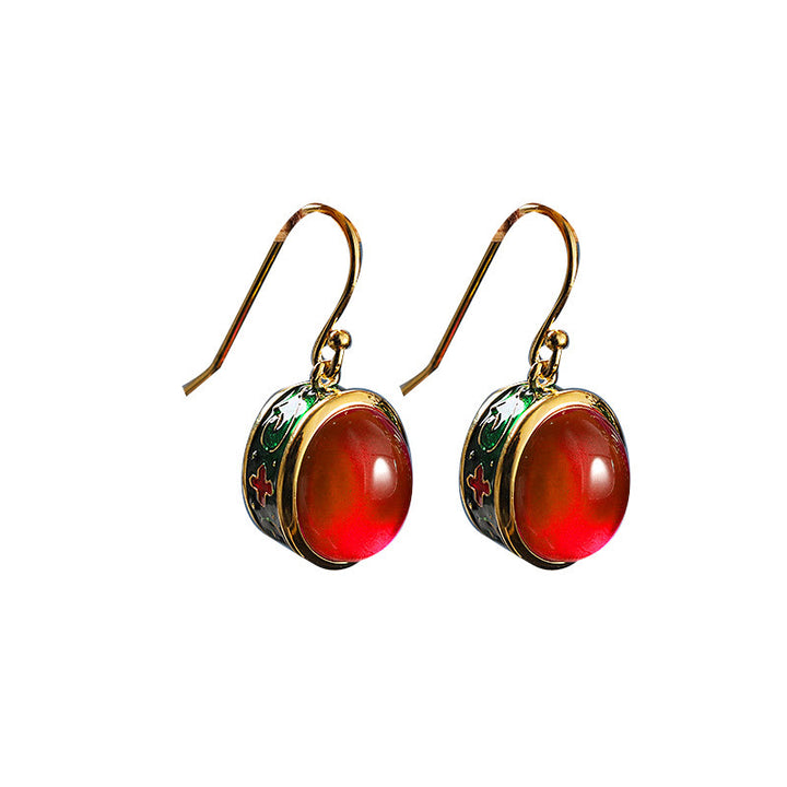 Kolczyki wiszące z okrągłym czerwonym korundem i haczykiem Buddha Stones Confidence Hook