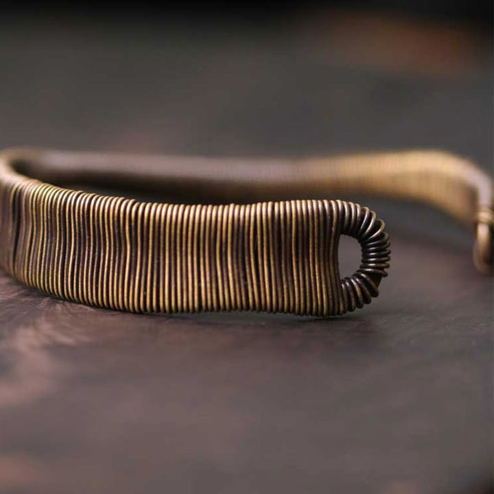 Bransoletka mankietowa z regulowanymi Buddha Stones w prostym wzorze, owinięta mosiądzem i miedzią, zapewniająca szczęście i bogactwo - image 3