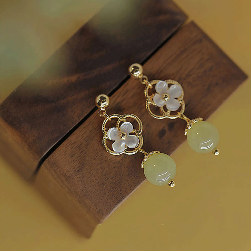 Kolczyki z Buddha Stones Tridacna Stone Flower Jade Bead Blessing Drop
