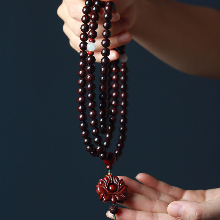 Buddha Stones Tybetańskie Małe Liście Czerwone Drzewo Sandałowe Lotus Mala Balance Bransoletka
