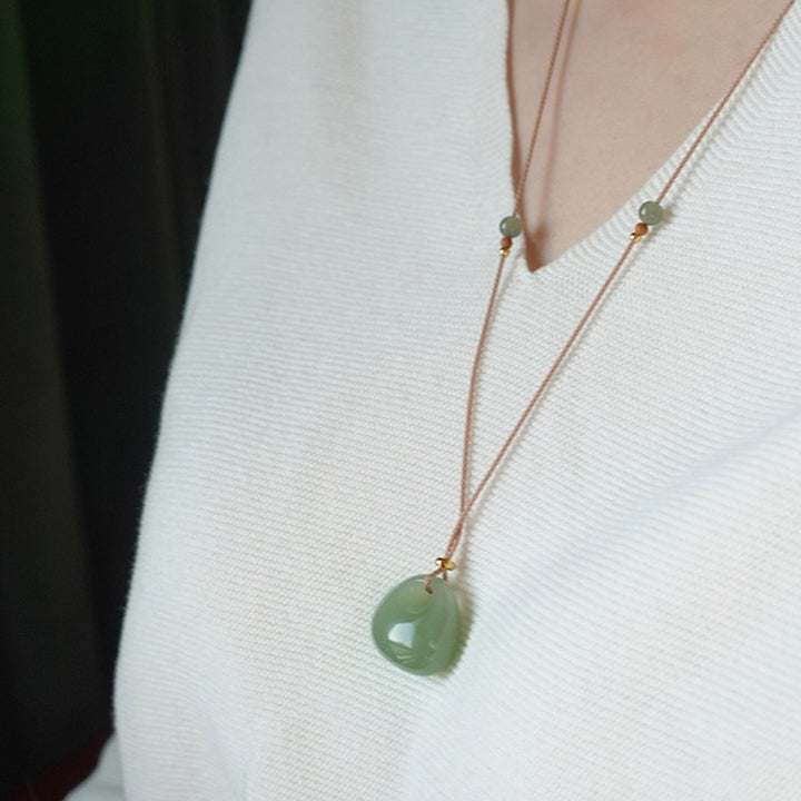 Naszyjnik z Buddha Stones Naturalny Jadeit Szczęście Dobrobyt Wisiorek (Losowy Kolor)