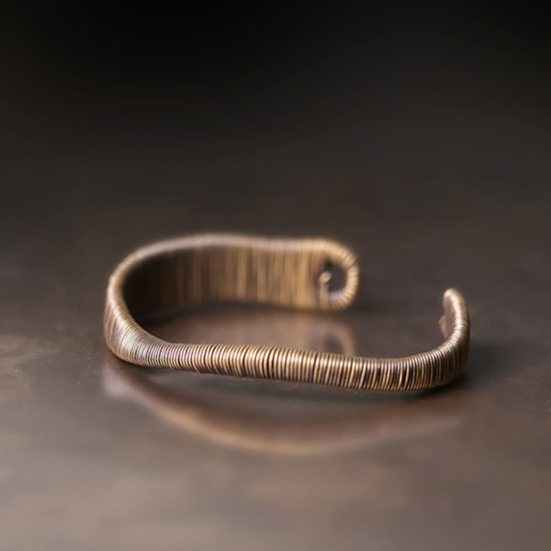 Bransoletka mankietowa z regulowanymi Buddha Stones w prostym wzorze, owinięta mosiądzem i miedzią, zapewniająca szczęście i bogactwo - image 1