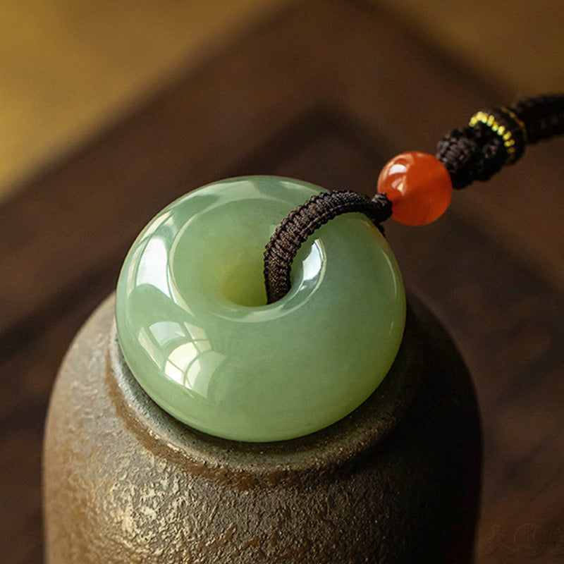Buddha Stones Naturalny Okrągły Jadeit Szary Jadeit Klamra Pokoju Naszyjnik Szczęścia Wisiorek