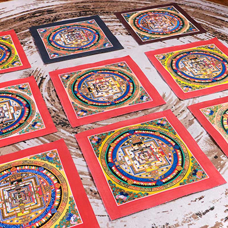 Tybetański ręcznie malowany obraz Thangka Mandala w pudełku z losowym wzorem kolorystycznym