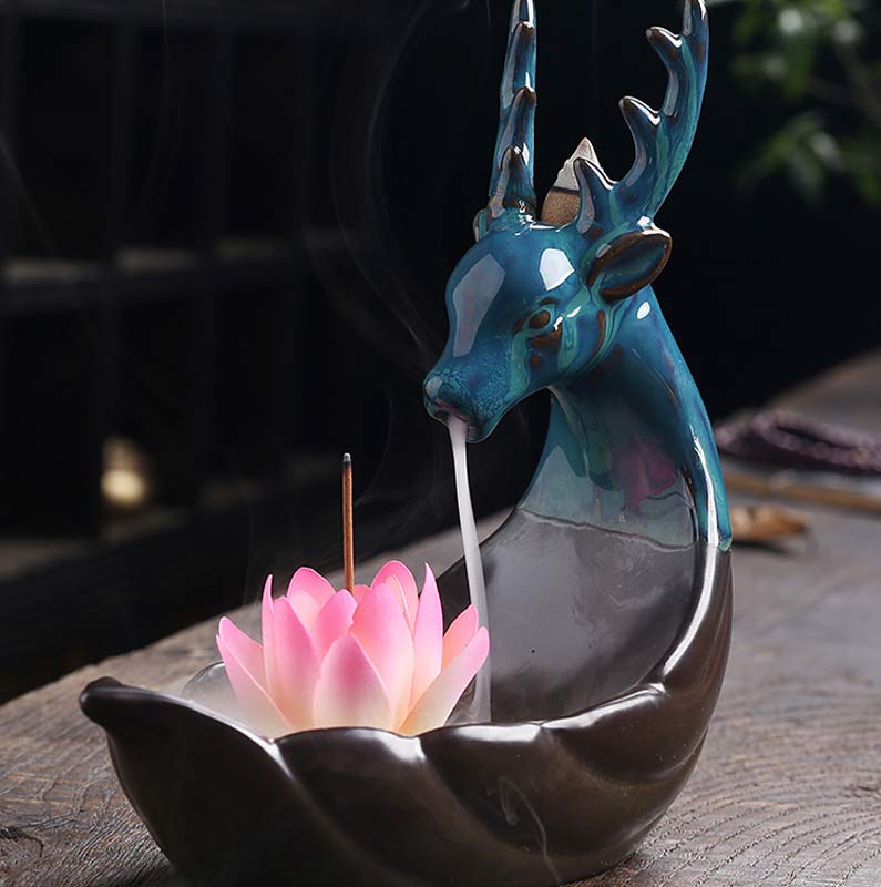 Buddha Stones Mały Jeleń Ceramiczny Lotos Medytacja Kadzielnica Dekoracja
