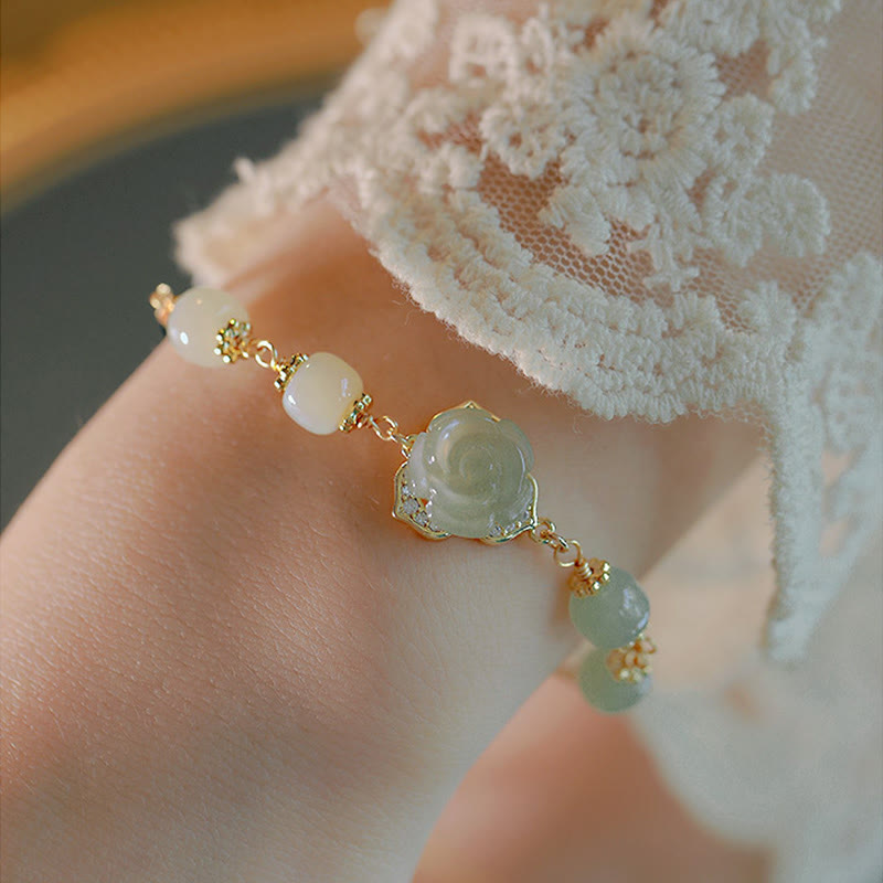 Bransoletka z łańcuszkiem szczęścia z Buddha Stones 14K pozłacana jadeitem Hetian i różą