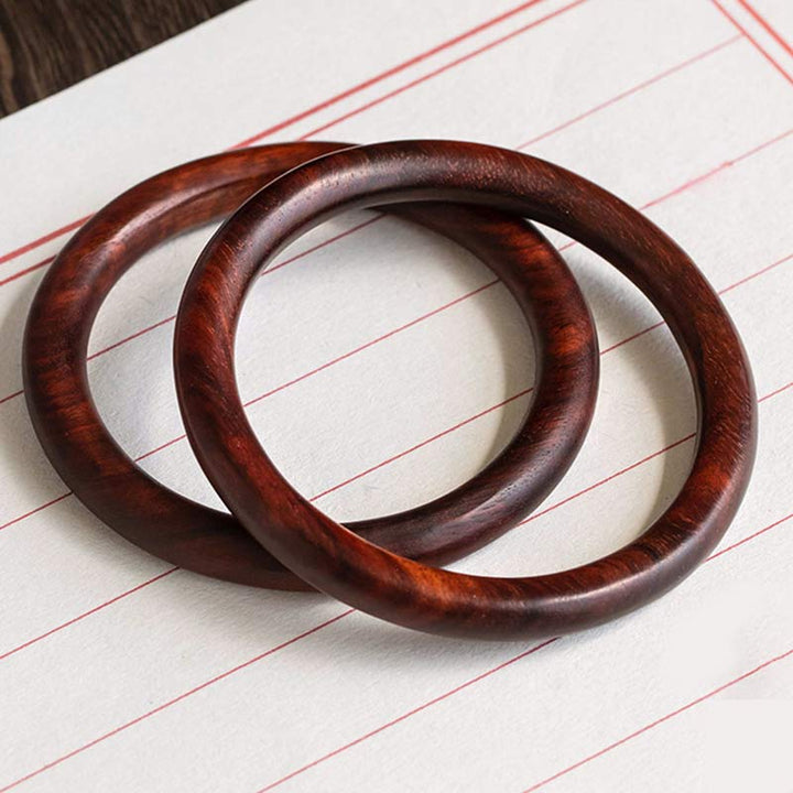 Buddha Stones Tybetańskie Małe Liście Czerwone Drzewo Sandałowe Hebanowo-Zielone Drzewo Sandałowe Bransoletka Ochronna Bangle