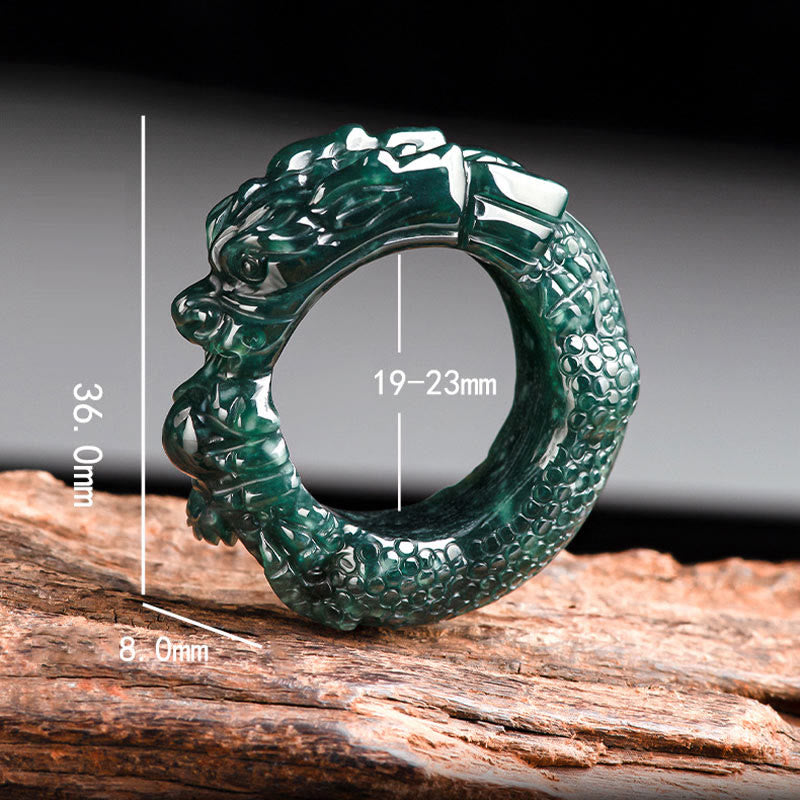 Pierścionek sukcesu z naturalnego cyjanowego jadeitu z rzeźbionym smokiem i Buddha Stones