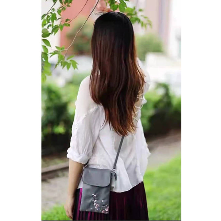 Buddha Stones Wodoodporna Ręcznie Haftowane Kwiaty Lotosu Torba Crossbody Torba Na Ramię Torba Na Telefon Komórkowy