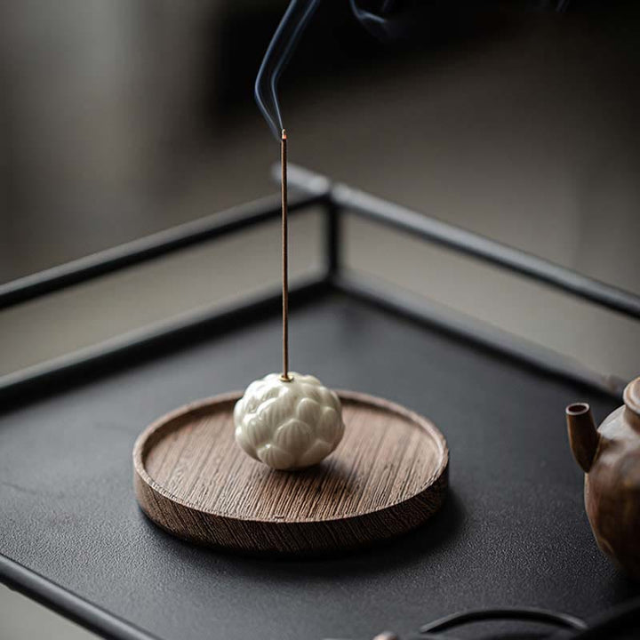 Buddha Stones Miniaturowy Kwiat Lotosu Medytacja Ceramiczny Patyk Mały Kadzielnica Dekoracja