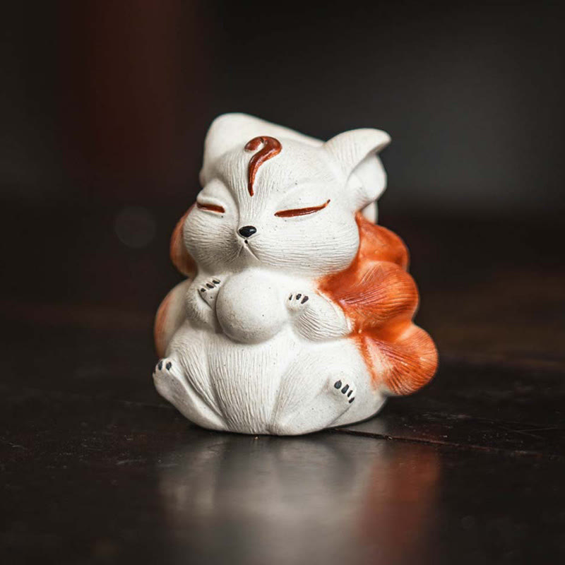 Buddha Stones Miniaturowy Dziewięcioogonowy Lis Fioletowa Glina Dekoracja Biurka Szczęścia